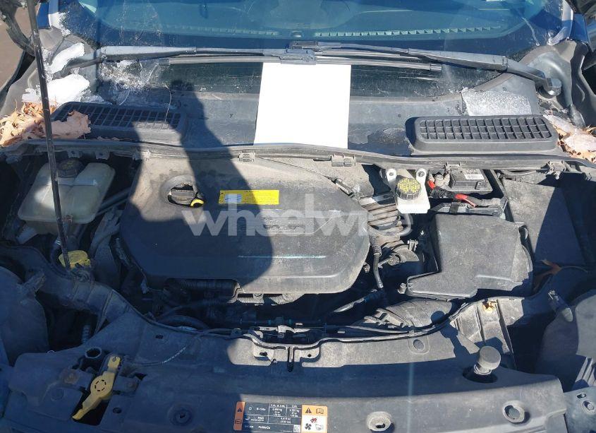 Photo 10 of 2016 Ford Escape SE (VIN 1FMCU9GX4GUC32866)