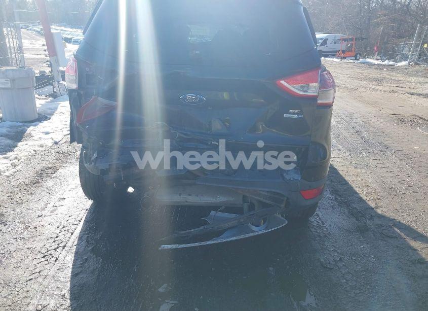 Photo 6 of 2016 Ford Escape SE (VIN 1FMCU9GX4GUC32866)