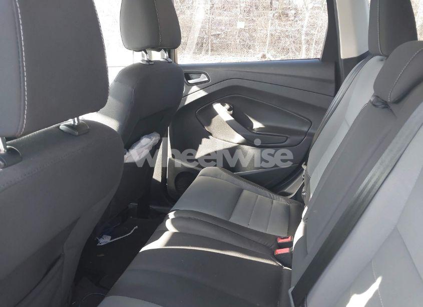 Photo 8 of 2016 Ford Escape SE (VIN 1FMCU9GX4GUC32866)