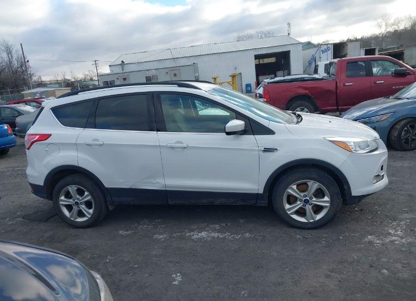 Photo 13 of 2016 Ford Escape SE (VIN 1FMCU9GX4GUC72350)