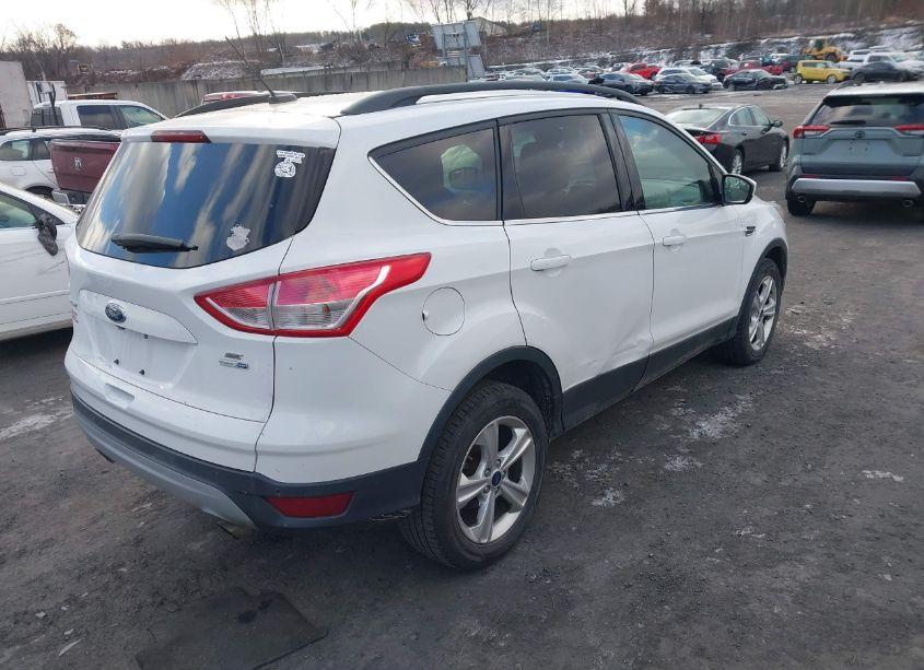 Photo 4 of 2016 Ford Escape SE (VIN 1FMCU9GX4GUC72350)
