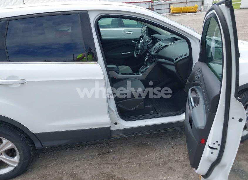 Photo 5 of 2013 Ford Escape SE (VIN 1FMCU9GX5DUA42439)