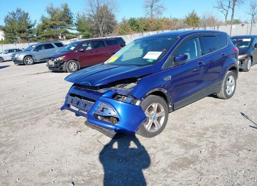 Photo 2 of 2013 Ford Escape SE (VIN 1FMCU9GX5DUA97442)