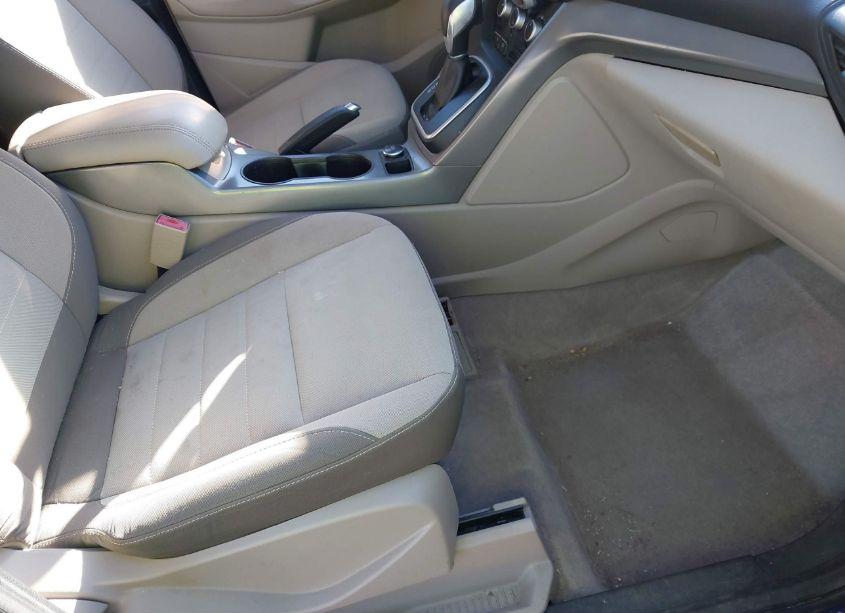 Photo 5 of 2013 Ford Escape SE (VIN 1FMCU9GX5DUA97442)