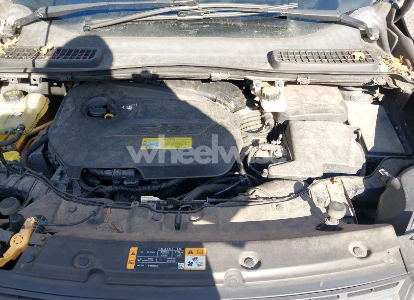 Photo 10 of 2013 Ford Escape SE (VIN 1FMCU9GX5DUB25059)