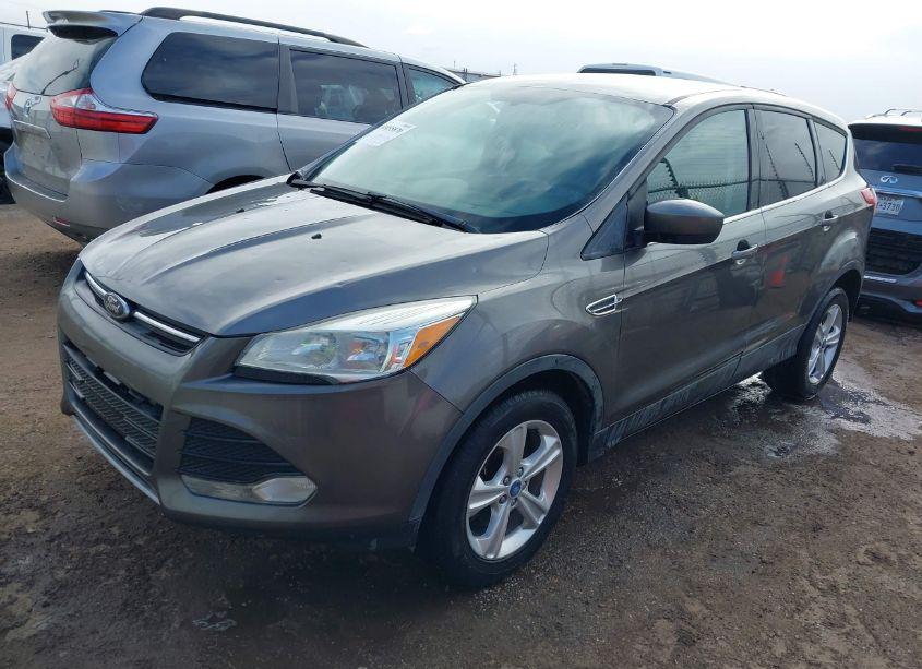 Photo 2 of 2013 Ford Escape SE (VIN 1FMCU9GX5DUB47157)