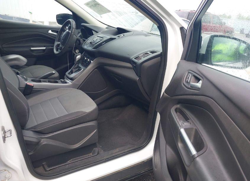 Photo 5 of 2013 Ford Escape SE (VIN 1FMCU9GX5DUB96665)