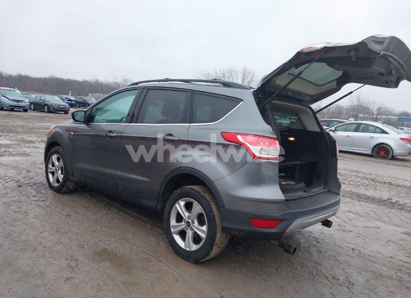 Photo 3 of 2013 Ford Escape SE (VIN 1FMCU9GX5DUD00023)