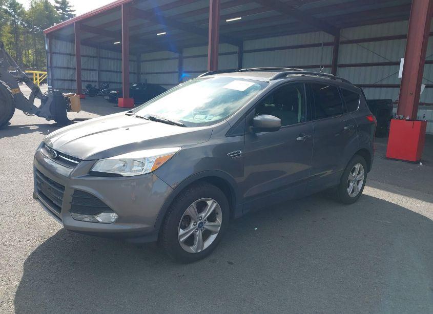 Photo 2 of 2013 Ford Escape SE (VIN 1FMCU9GX5DUD14472)