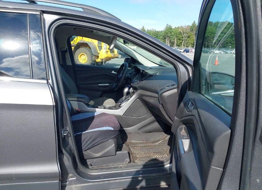 Photo 5 of 2013 Ford Escape SE (VIN 1FMCU9GX5DUD14472)