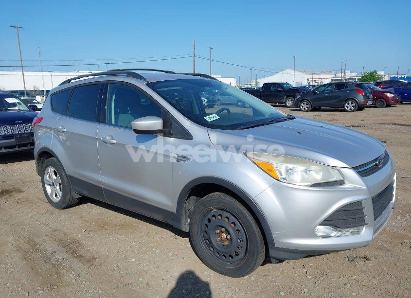 2013 Ford Escape SE (VIN 1FMCU9GX5DUD34978) main photo