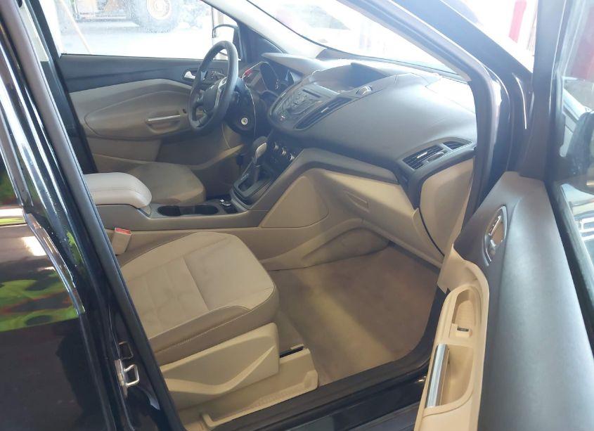 Photo 5 of 2014 Ford Escape SE (VIN 1FMCU9GX5EUC60981)