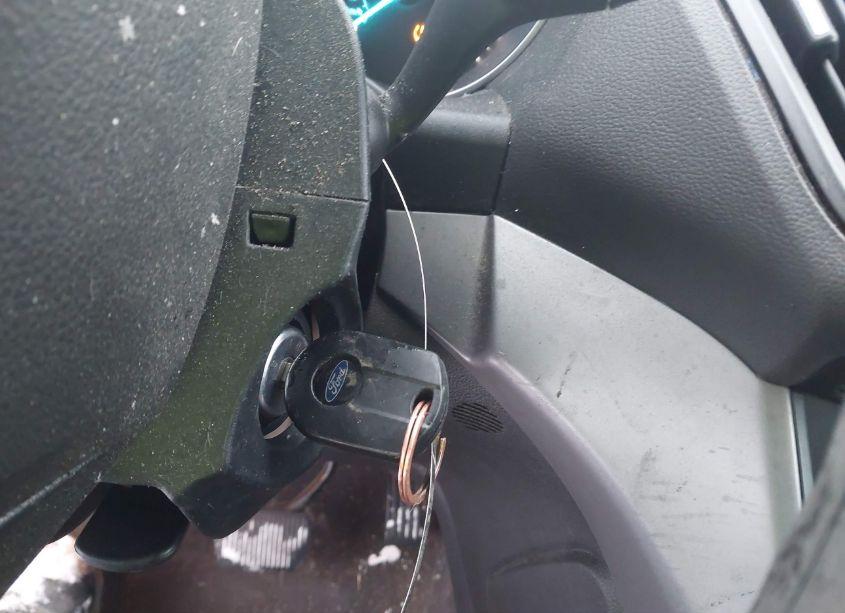 Photo 11 of 2014 Ford Escape SE (VIN 1FMCU9GX5EUD62801)