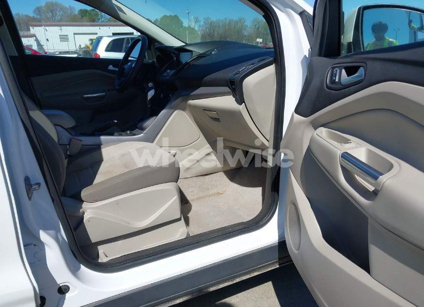Photo 5 of 2014 Ford Escape SE (VIN 1FMCU9GX5EUD66895)