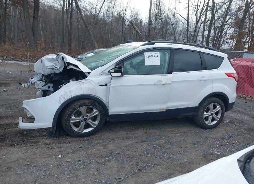 Photo 13 of 2014 Ford Escape SE (VIN 1FMCU9GX5EUE14878)
