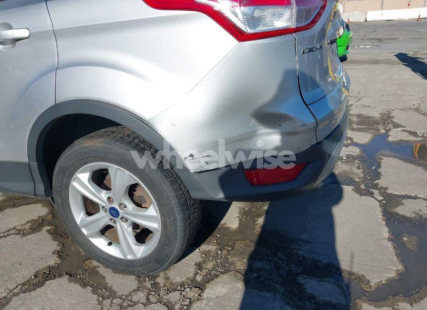 Photo 6 of 2015 Ford Escape SE (VIN 1FMCU9GX5FUA21321)