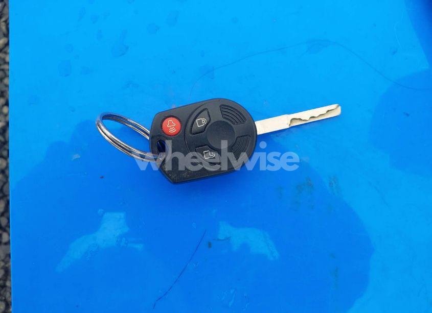 Photo 11 of 2015 Ford Escape SE (VIN 1FMCU9GX5FUA77484)