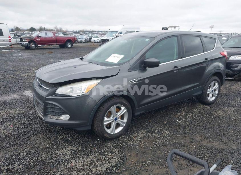 Photo 2 of 2015 Ford Escape SE (VIN 1FMCU9GX5FUA77484)