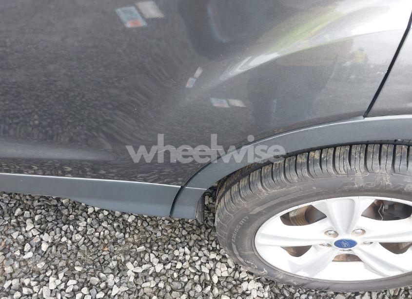 Photo 6 of 2015 Ford Escape SE (VIN 1FMCU9GX5FUA77484)