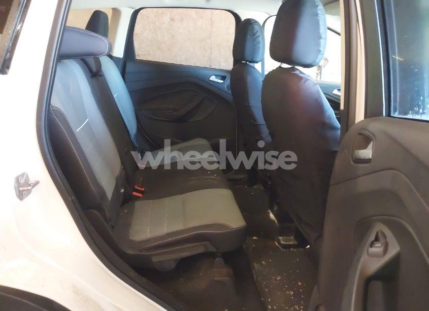 Photo 8 of 2015 Ford Escape SE (VIN 1FMCU9GX5FUA98190)