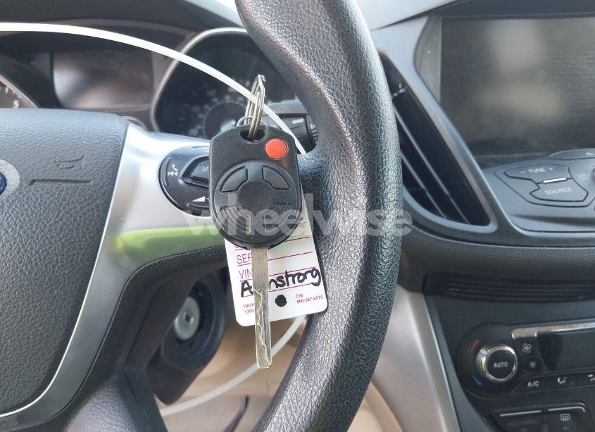 Photo 11 of 2015 Ford Escape SE (VIN 1FMCU9GX5FUA98271)