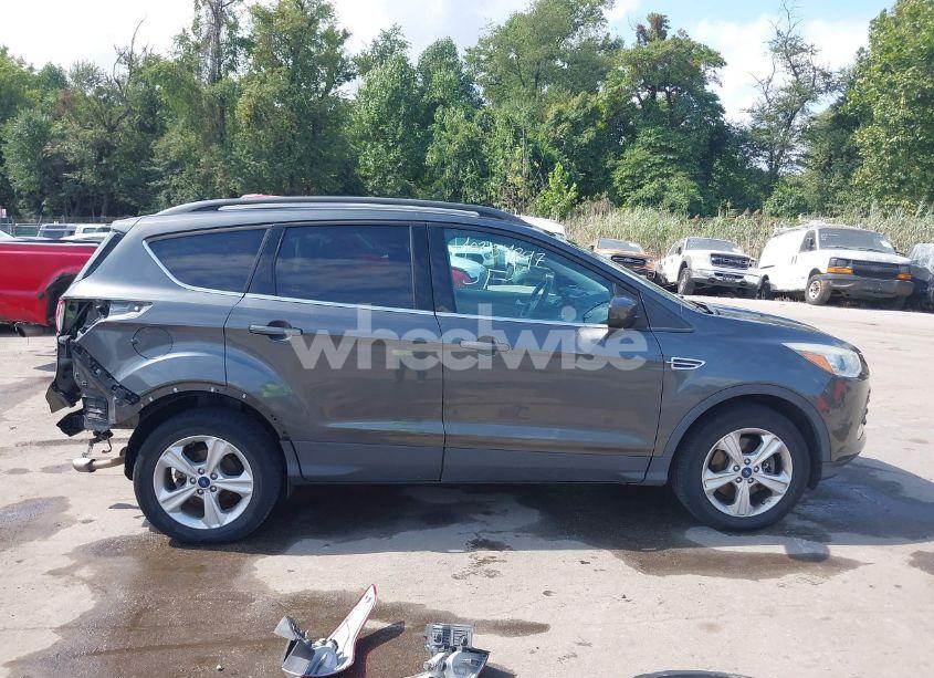 Photo 14 of 2015 Ford Escape SE (VIN 1FMCU9GX5FUA98271)