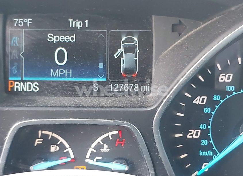 Photo 16 of 2015 Ford Escape SE (VIN 1FMCU9GX5FUA98271)