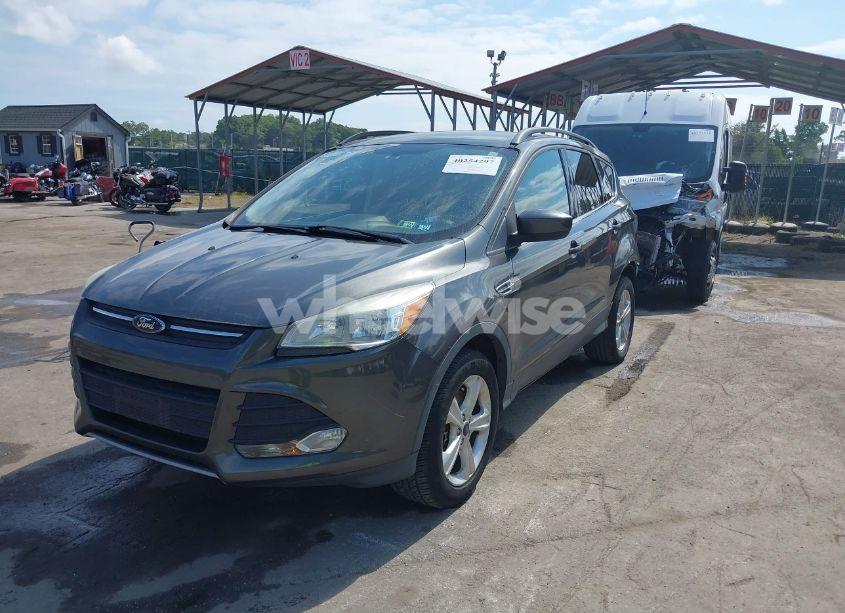Photo 2 of 2015 Ford Escape SE (VIN 1FMCU9GX5FUA98271)