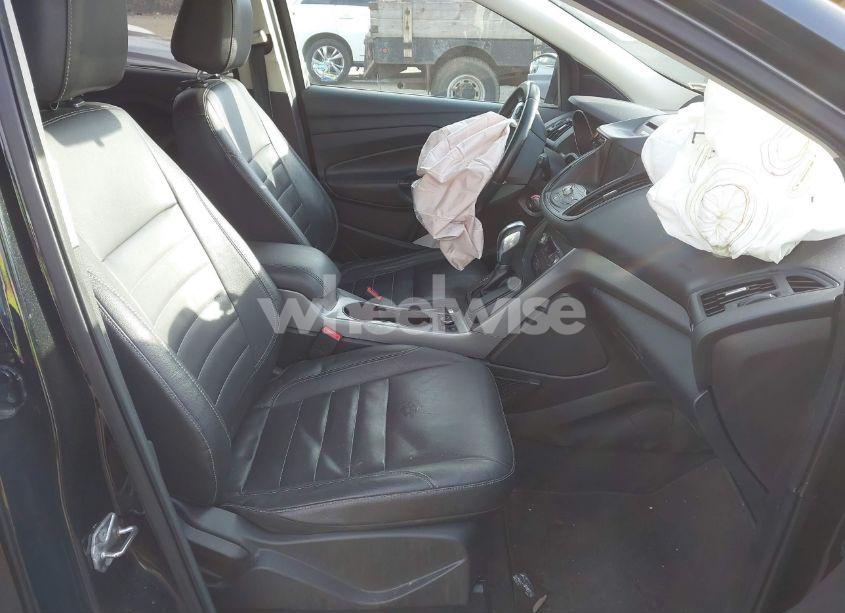 Photo 5 of 2015 Ford Escape SE (VIN 1FMCU9GX5FUB14338)