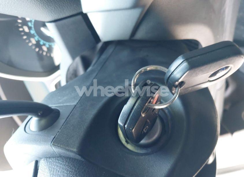 Photo 11 of 2015 Ford Escape SE (VIN 1FMCU9GX5FUB18177)