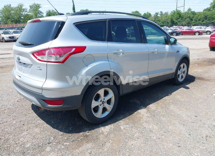 Photo 4 of 2015 Ford Escape SE (VIN 1FMCU9GX5FUB18177)