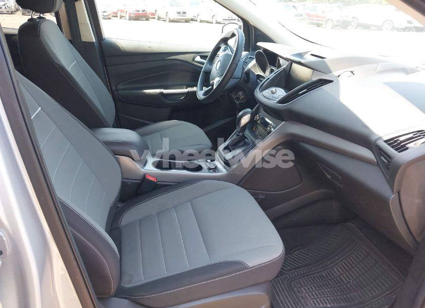 Photo 5 of 2015 Ford Escape SE (VIN 1FMCU9GX5FUB18177)