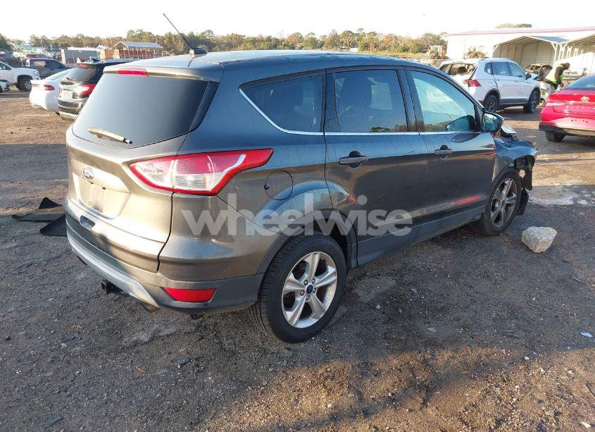 Photo 4 of 2015 Ford Escape SE (VIN 1FMCU9GX5FUB54712)