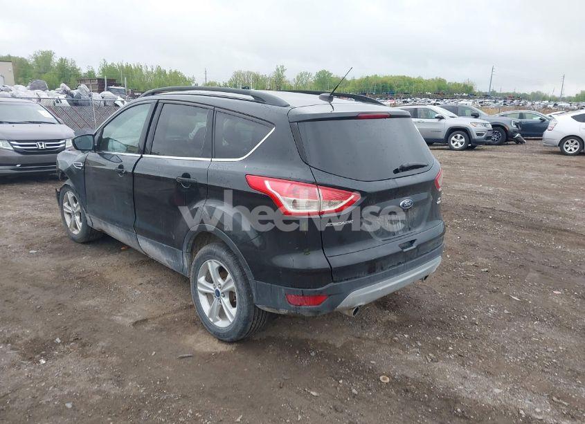 Photo 3 of 2015 Ford Escape SE (VIN 1FMCU9GX5FUB99018)