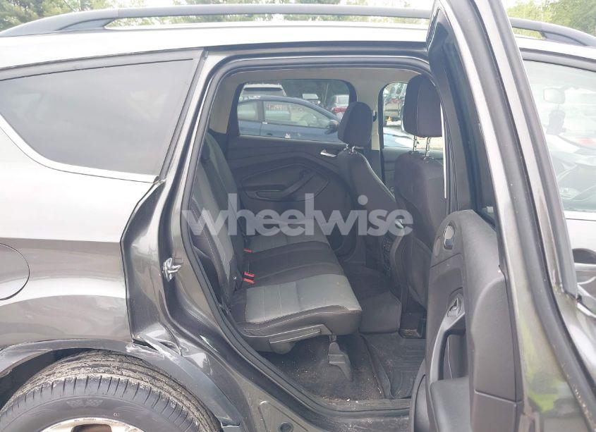 Photo 8 of 2016 Ford Escape SE (VIN 1FMCU9GX5GUA35091)