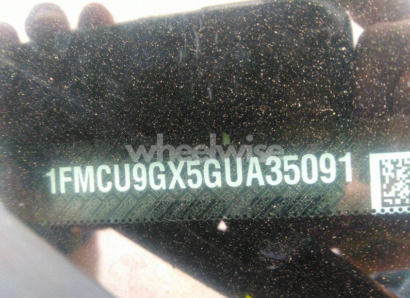 Photo 9 of 2016 Ford Escape SE (VIN 1FMCU9GX5GUA35091)