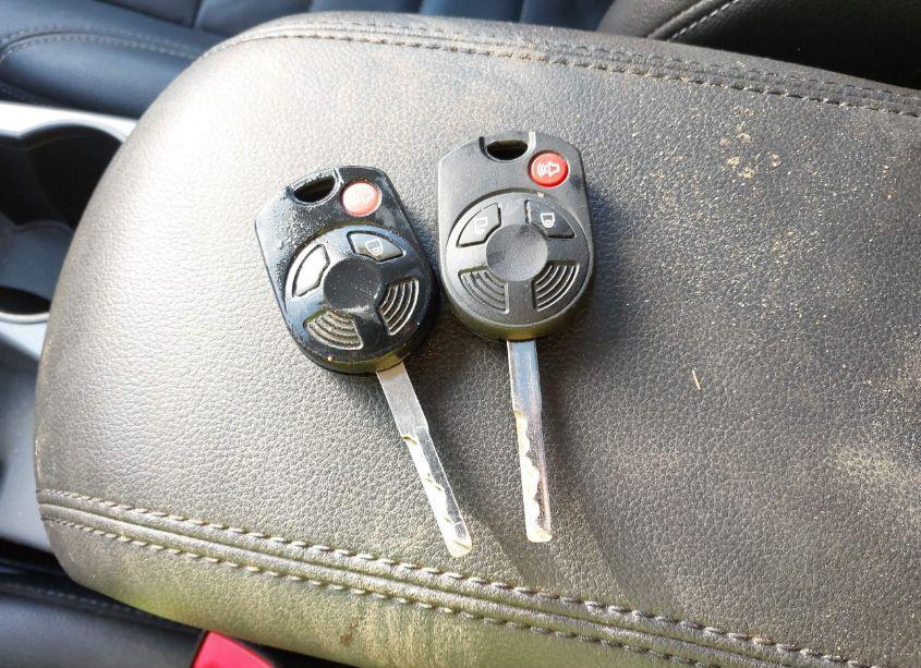 Photo 11 of 2016 Ford Escape SE (VIN 1FMCU9GX5GUA58709)