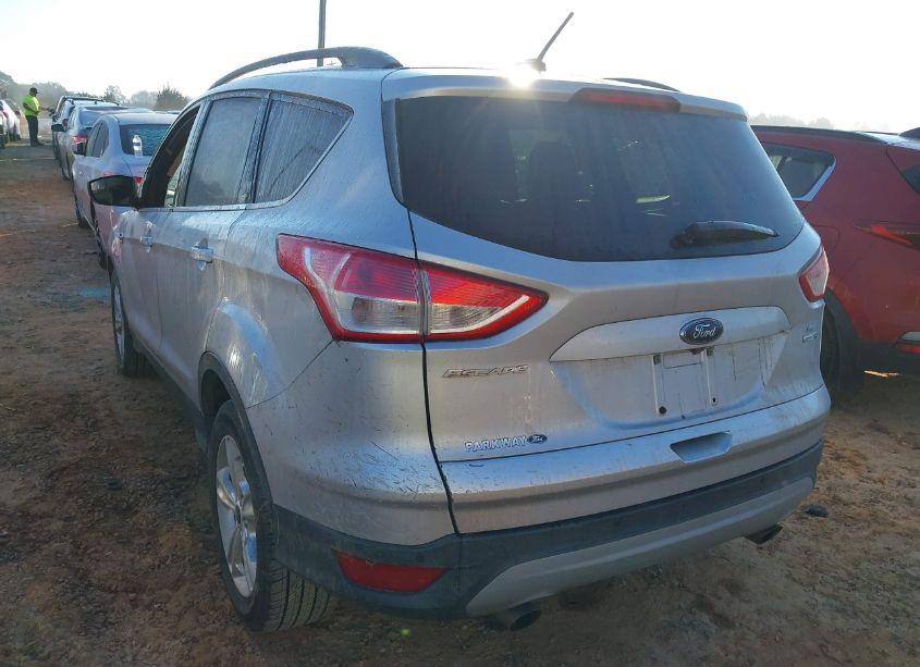 Photo 3 of 2016 Ford Escape SE (VIN 1FMCU9GX5GUA58709)