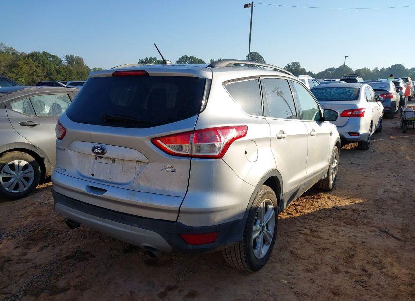 Photo 4 of 2016 Ford Escape SE (VIN 1FMCU9GX5GUA58709)