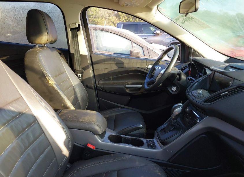 Photo 5 of 2016 Ford Escape SE (VIN 1FMCU9GX5GUA58709)