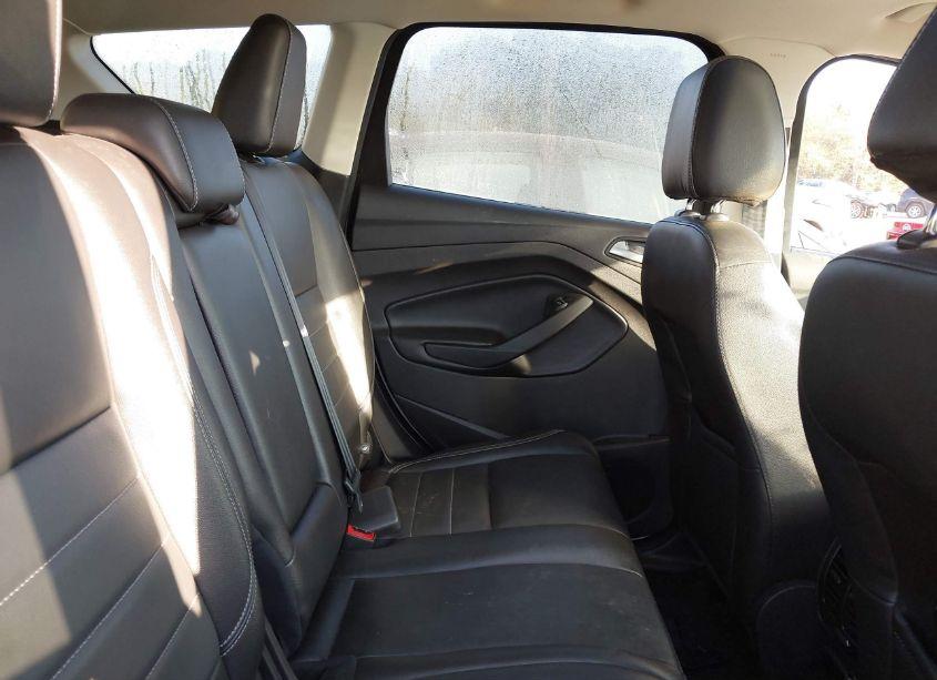 Photo 8 of 2016 Ford Escape SE (VIN 1FMCU9GX5GUA58709)