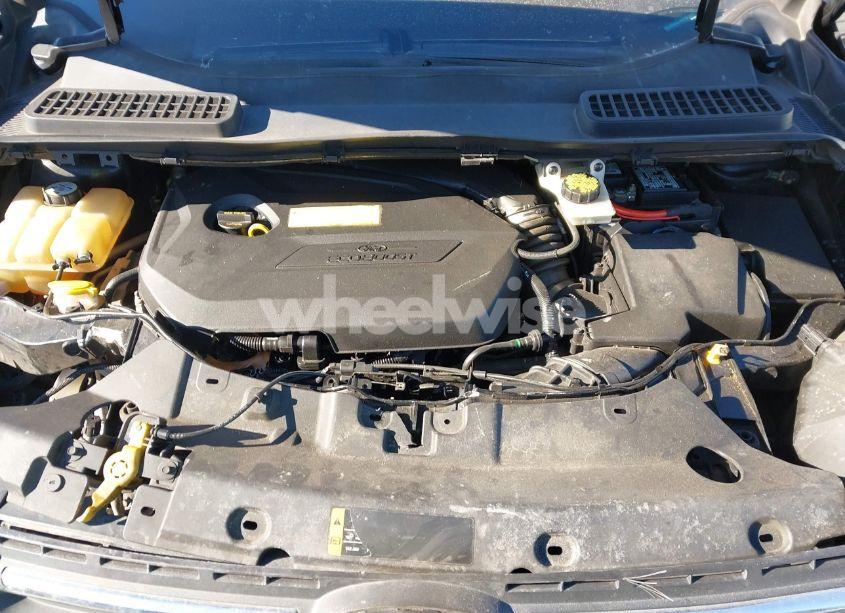 Photo 10 of 2016 Ford Escape SE (VIN 1FMCU9GX5GUA62789)