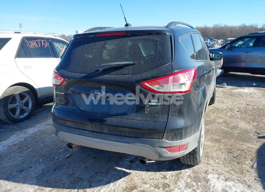 Photo 4 of 2016 Ford Escape SE (VIN 1FMCU9GX5GUA62789)