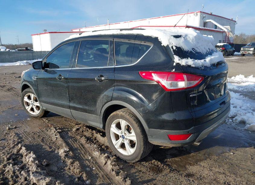 Photo 3 of 2016 Ford Escape SE (VIN 1FMCU9GX5GUB46126)