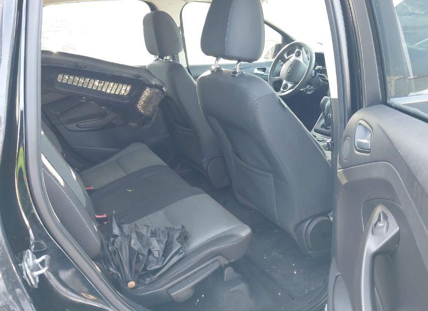 Photo 8 of 2016 Ford Escape SE (VIN 1FMCU9GX5GUB46126)