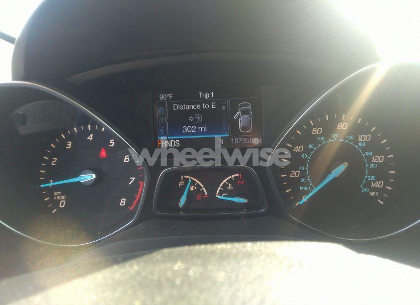 Photo 7 of 2016 Ford Escape SE (VIN 1FMCU9GX5GUB65484)