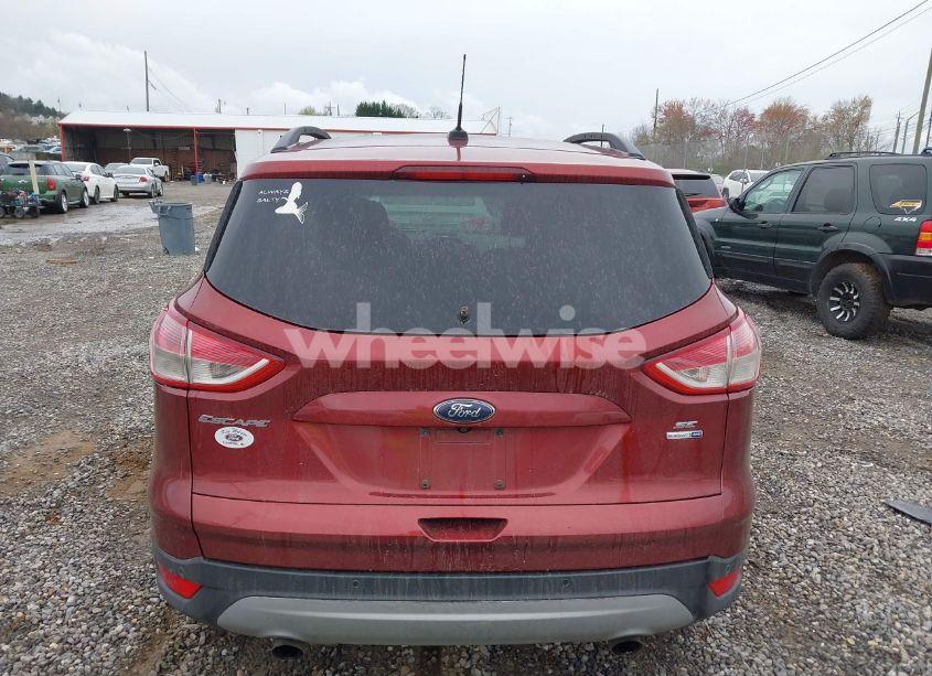 Photo 16 of 2016 Ford Escape SE (VIN 1FMCU9GX5GUB66313)