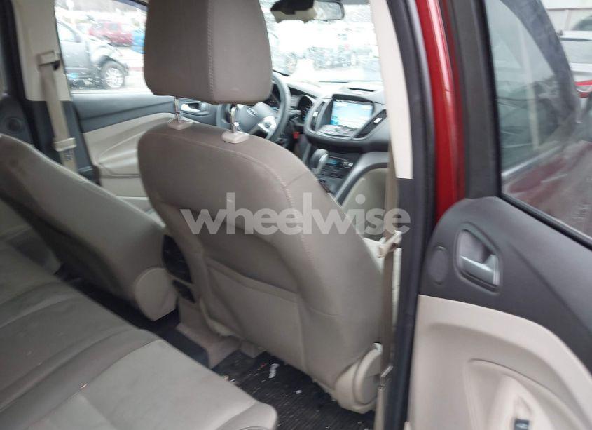 Photo 8 of 2016 Ford Escape SE (VIN 1FMCU9GX5GUB66313)