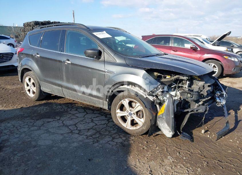 2016 Ford Escape SE (VIN 1FMCU9GX5GUB78784) main photo