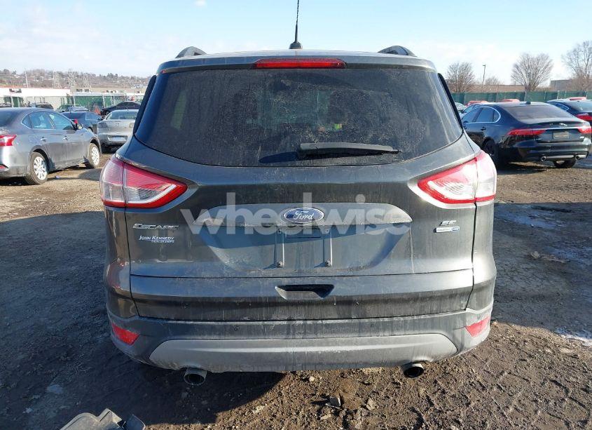 Photo 16 of 2016 Ford Escape SE (VIN 1FMCU9GX5GUB78784)